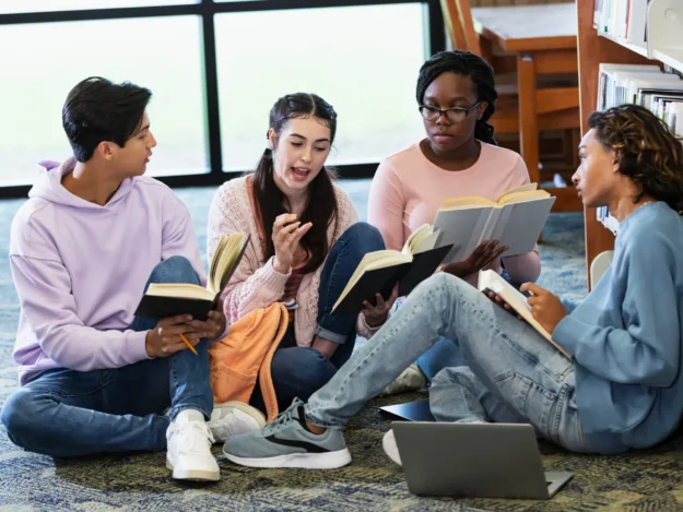 hero_blog_project-based-learning_English-Language-Arts_photo_iStock_2152265341_kali9